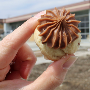 McLain's Bakery Cupcookie